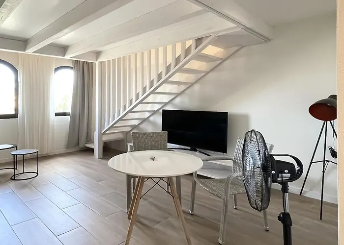 B-rent Oasis Emma's - 5 People Apartment Corralejo